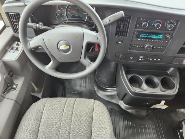 New 2025 Chevrolet Express 2500 Extended RWD image 27