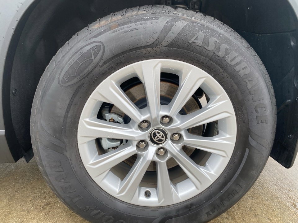 Used 2024 Toyota Grand Highlander XLE image 22