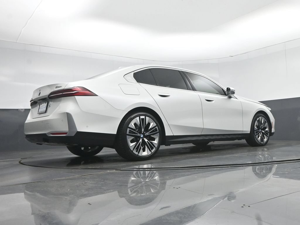 Used 2026 BMW 530i RWD image 64