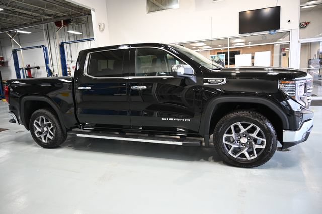 New 2026 GMC Sierra 1500 SLT w/ SLT Premium Plus Package AWD/4WD image 4