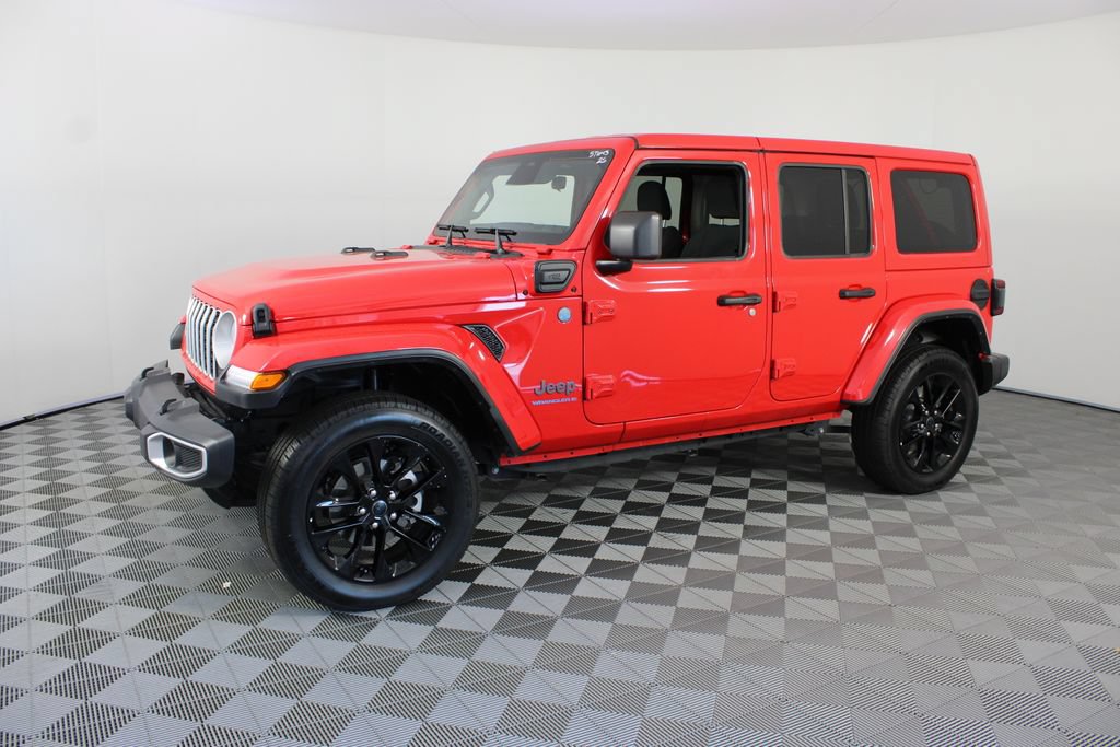 Used 2025 Jeep Wrangler Unlimited Sahara w/ Safety Group AWD/4WD image 2