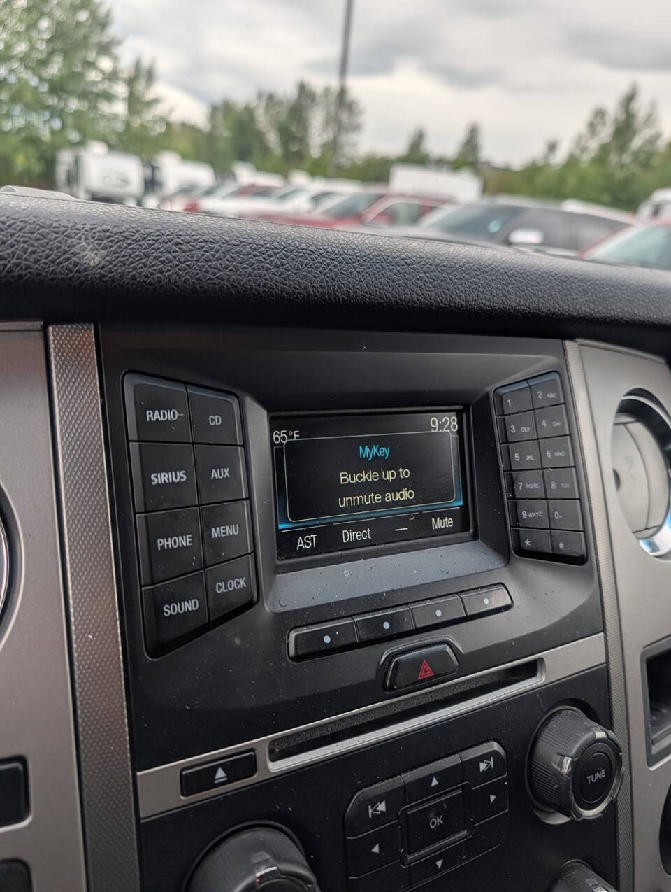 Used 2017 Ford Expedition XLT AWD/4WD image 21
