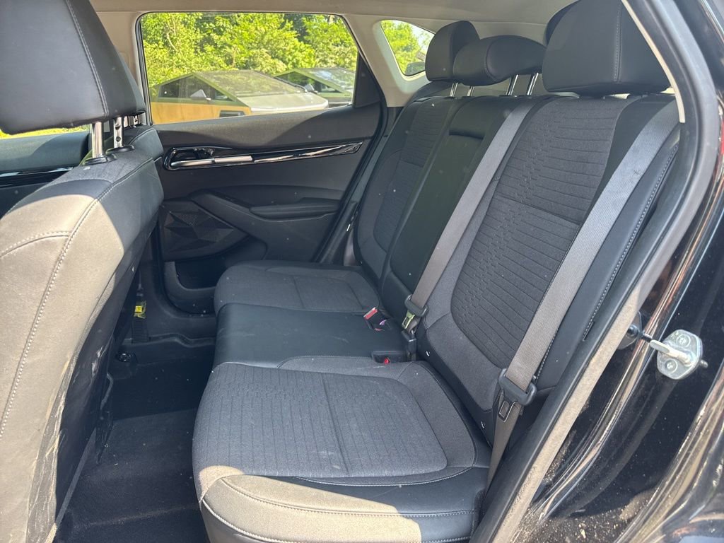 Used 2023 Kia Seltos S FWD image 4