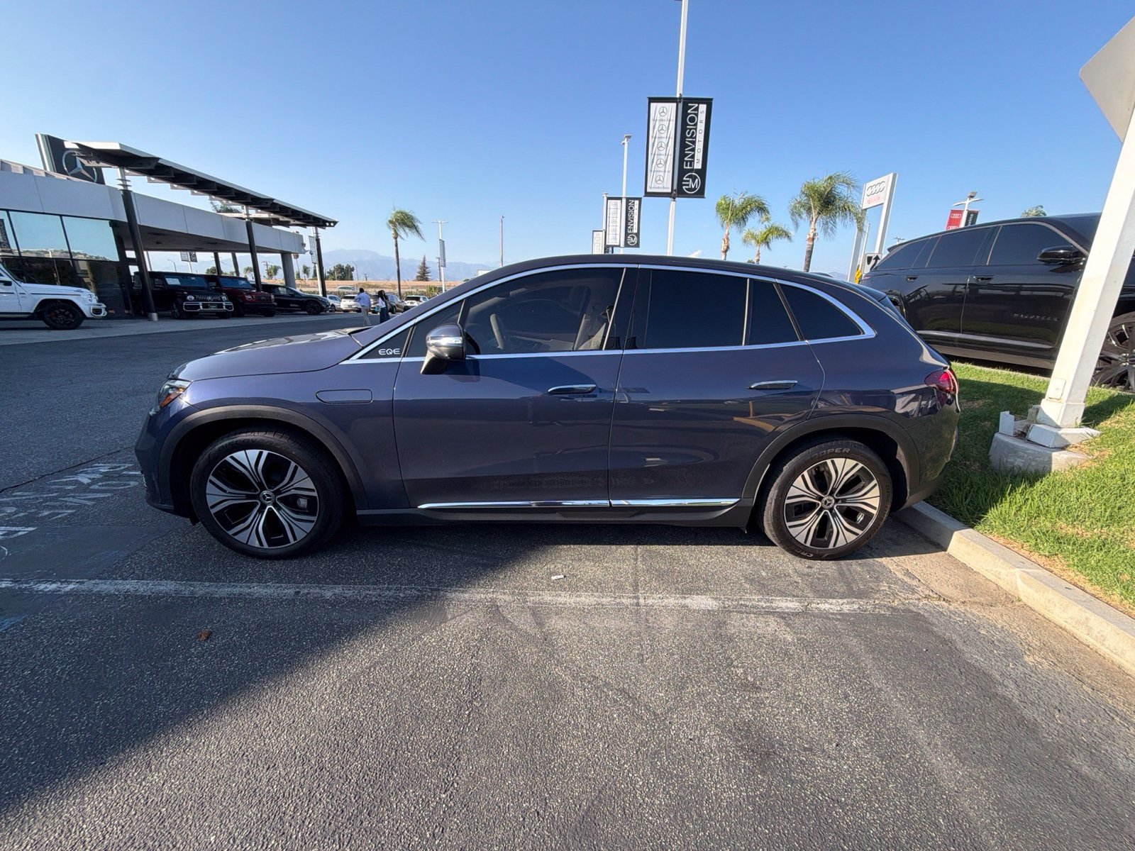 Used 2023 Mercedes-Benz EQE 350+ 4MATIC SUV image 2