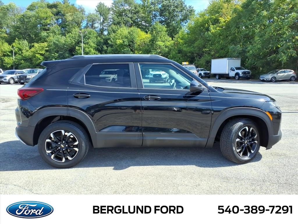 Used 2022 Chevrolet TrailBlazer LT FWD image 4