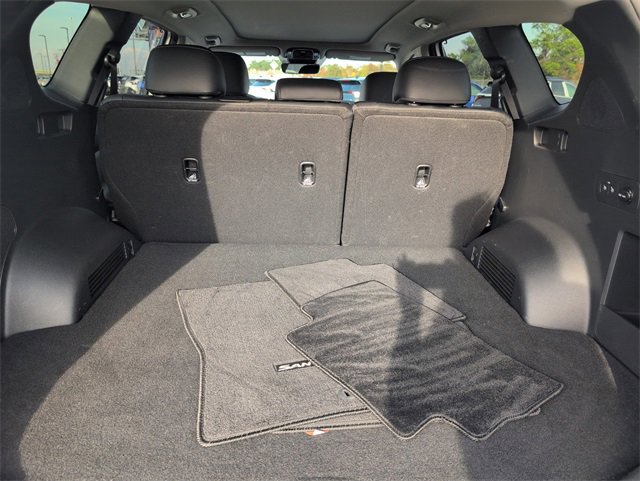 Used 2023 Hyundai Santa Fe SEL Premium w/ Cargo Package image 28