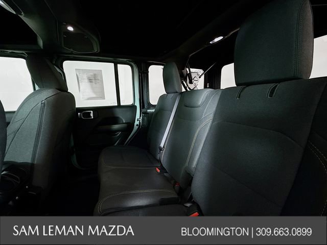 Used 2024 Jeep Wrangler Sahara image 23