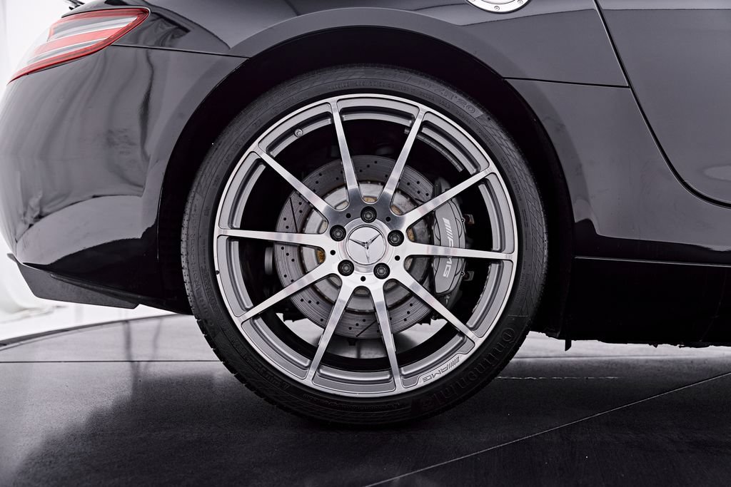 Used 2012 Mercedes-Benz SLS AMG Coupe image 37