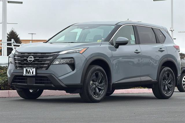 New 2026 Nissan Rogue SV FWD image 8