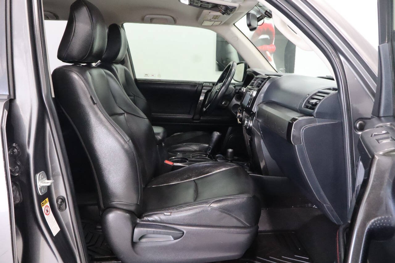 Used 2015 Toyota 4Runner Trail AWD/4WD image 10