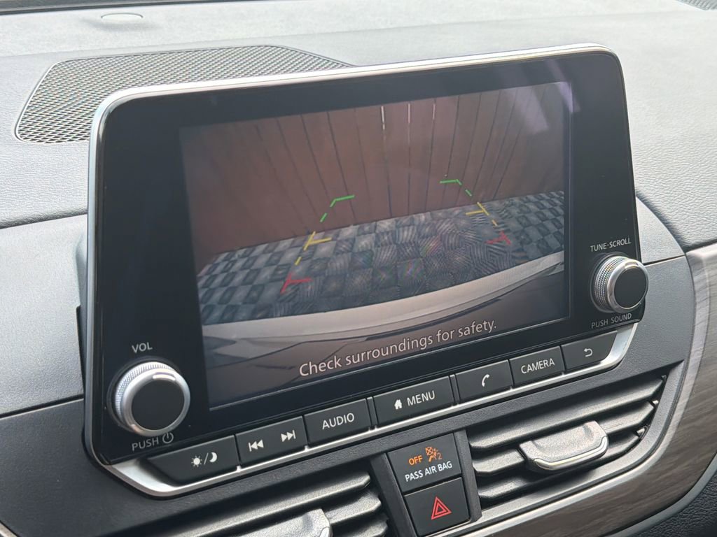 Used 2025 Nissan Altima 2.5 SV FWD image 8