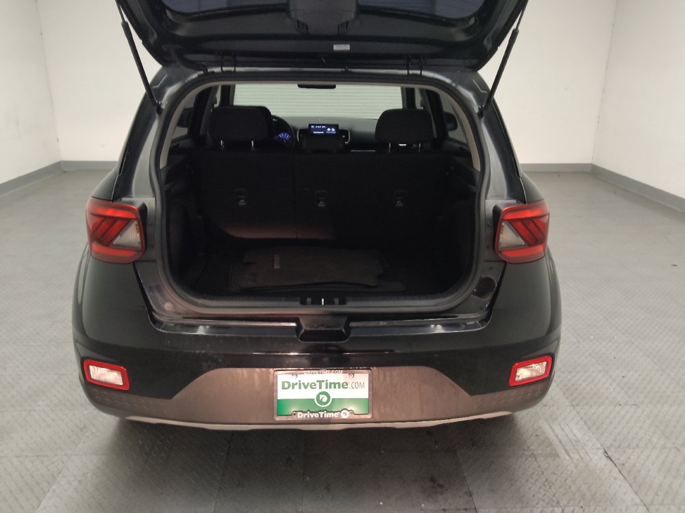 Used 2020 Hyundai Venue SEL FWD image 29