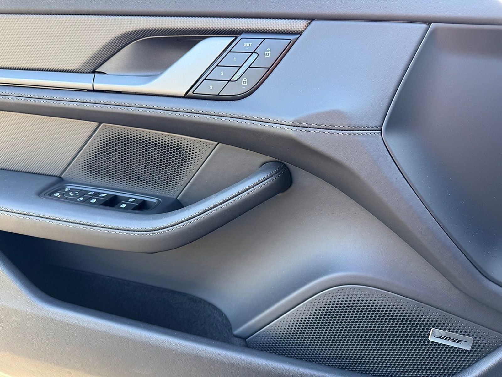 New 2024 Porsche Taycan Turbo S AWD/4WD image 28