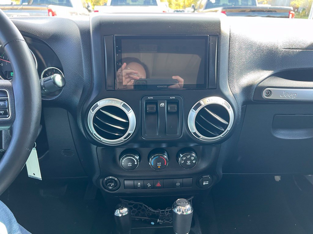 Used 2011 Jeep Wrangler Sahara w/ Trailer Tow Group AWD/4WD image 21