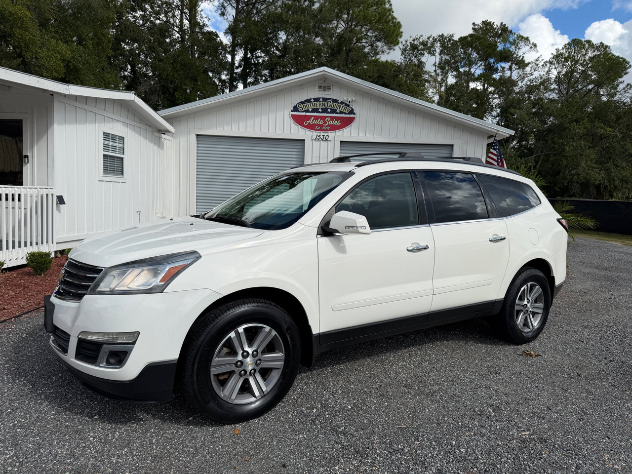 Used 2015 Chevrolet Traverse LT