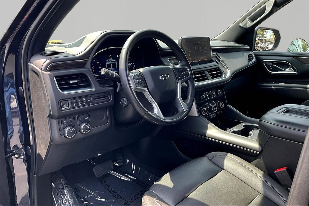 Used 2022 Chevrolet Tahoe Z71 w/ Luxury Package image 18
