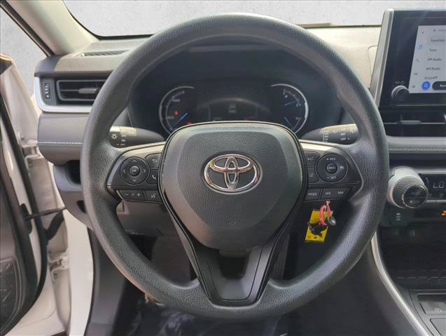 Certified 2025 Toyota RAV4 LE AWD/4WD image 13