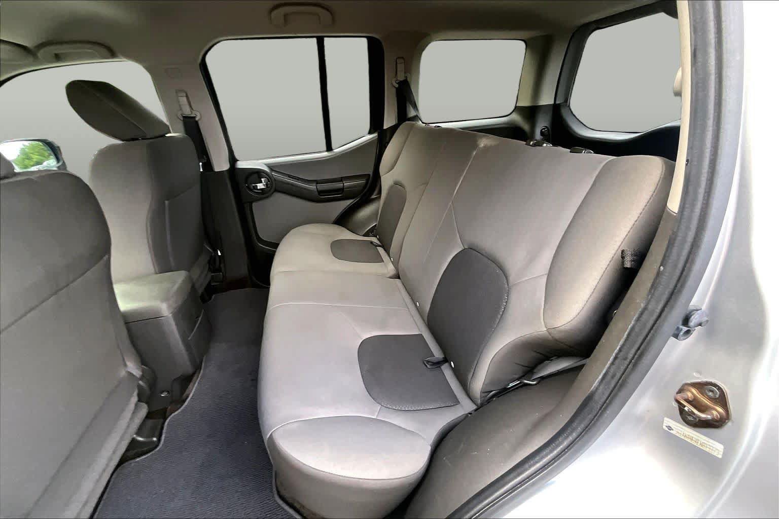 Used 2014 Nissan Xterra X RWD image 19