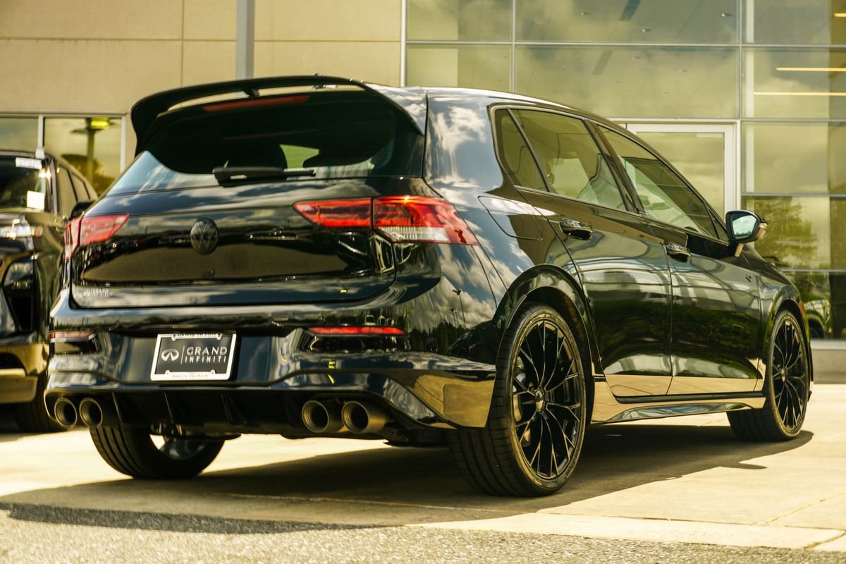 Used 2025 Volkswagen Golf R Black Edition image 11