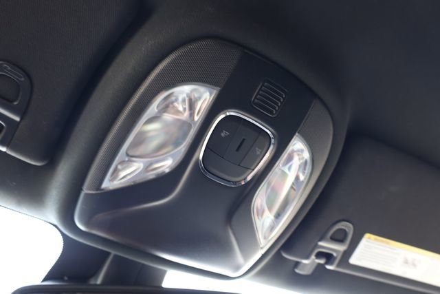 Used 2025 Jeep Compass Trailhawk image 22