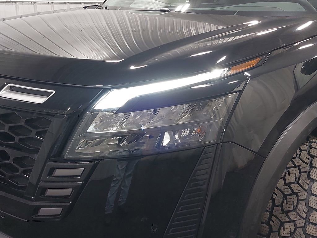 New 2026 Nissan Pathfinder SV image 34