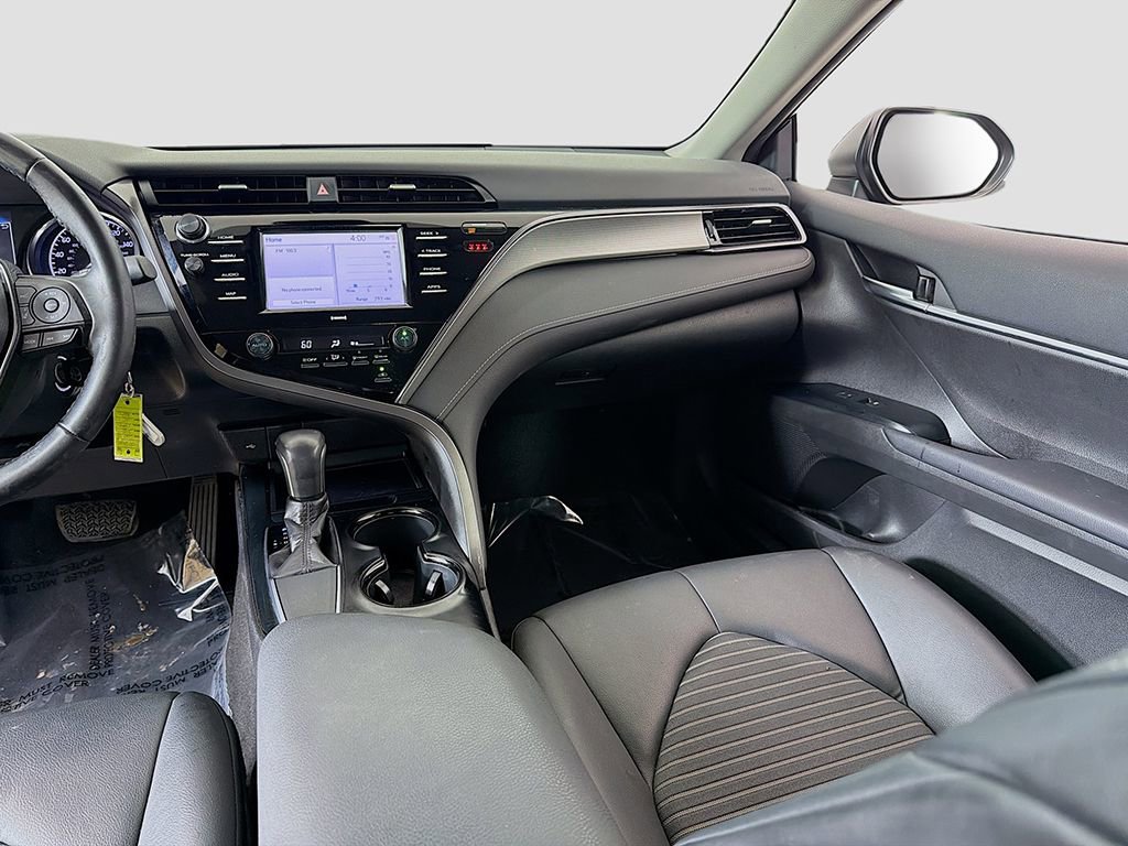 Used 2020 Toyota Camry SE image 23
