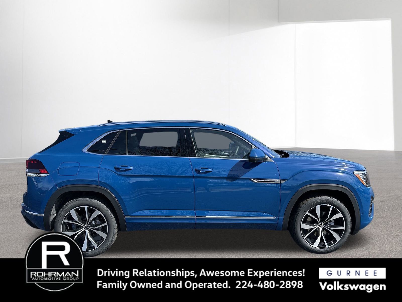 New 2025 Volkswagen Atlas Cross Sport SEL Premium R-Line image 10