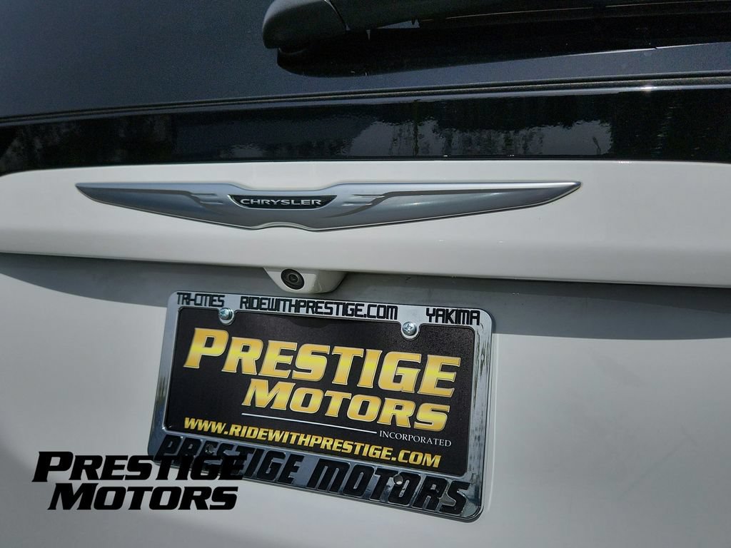 Used 2022 Chrysler Voyager LX FWD image 32