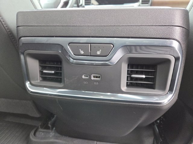 New 2026 Chevrolet Silverado 2500 High Country w/ High Country Premium Package AWD/4WD image 20