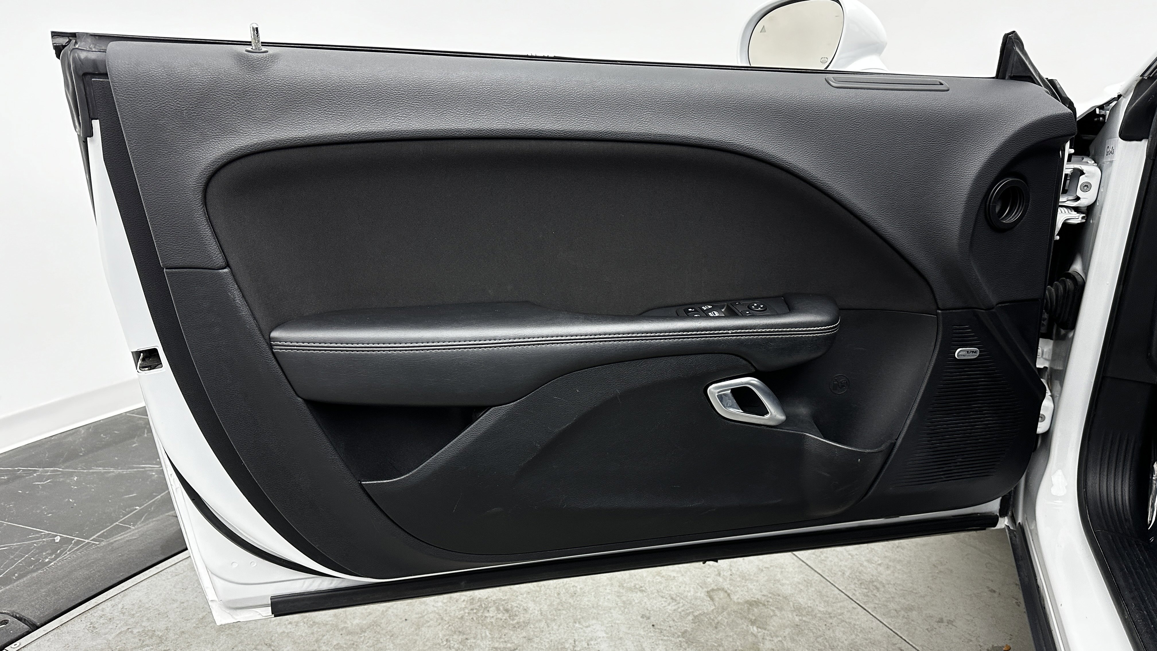 Used 2023 Dodge Challenger GT RWD image 10