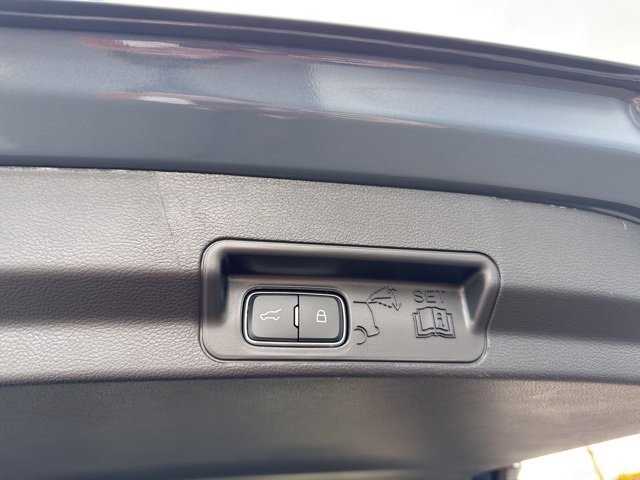 New 2026 Ford Explorer Active image 47