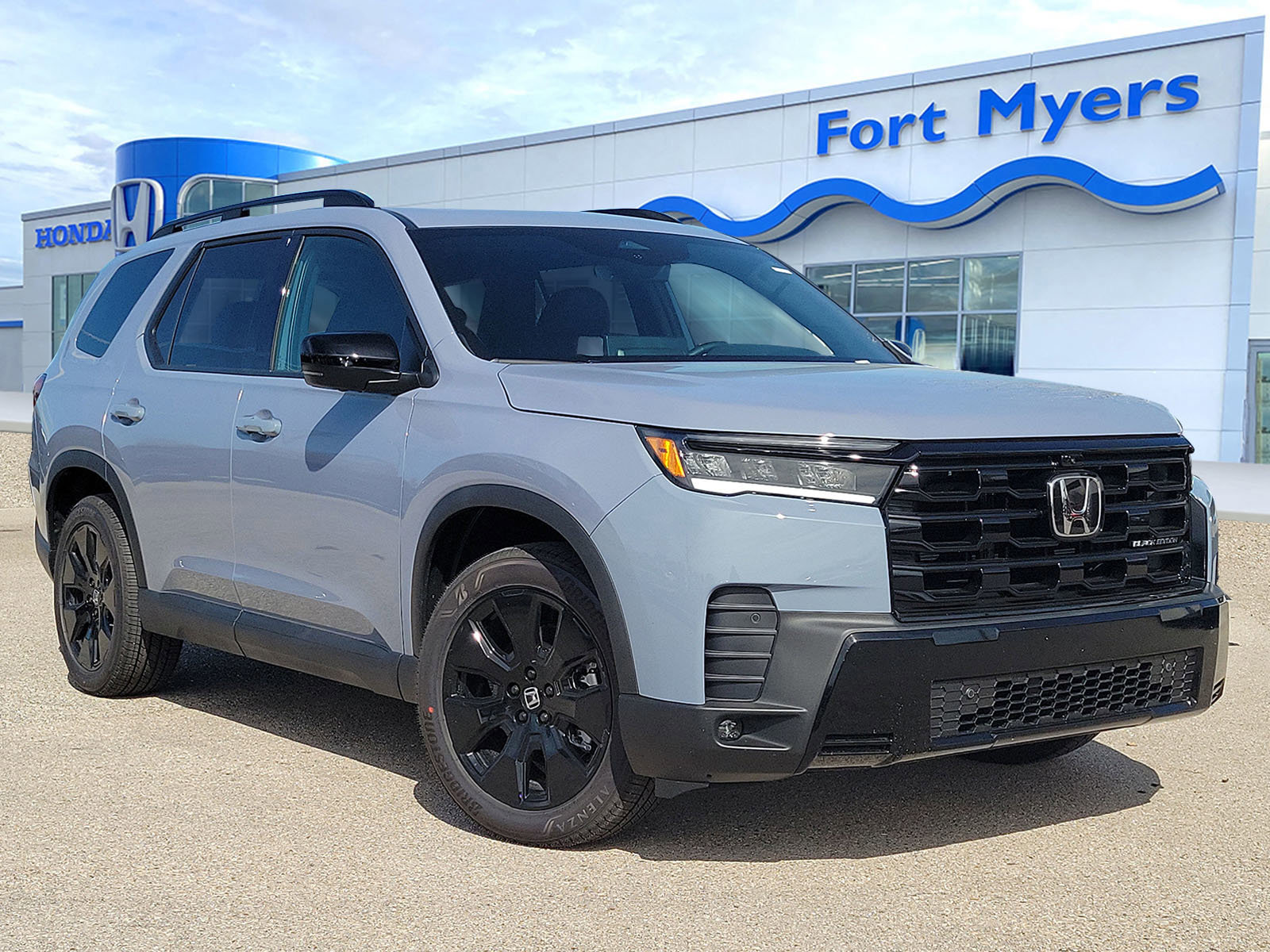 New 2026 Honda Pilot Black Edition image 1