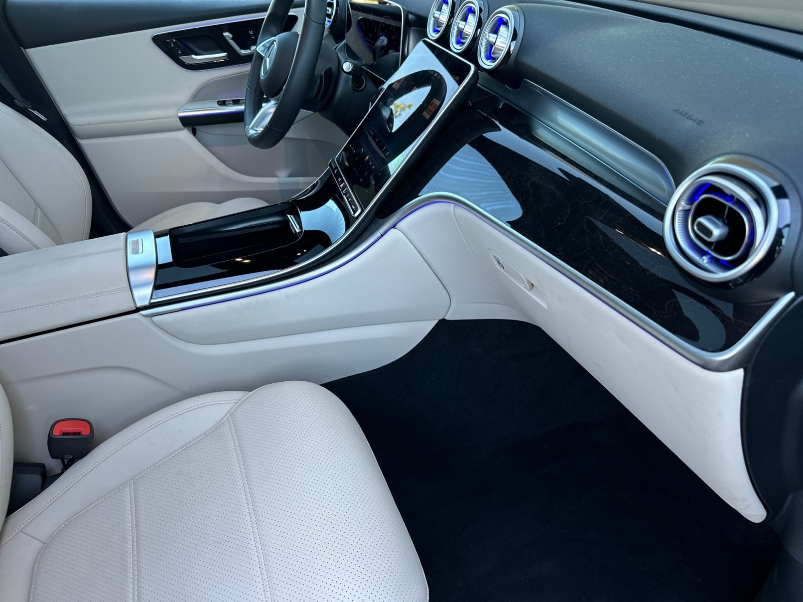 Certified 2026 Mercedes-Benz GLC 300 image 18