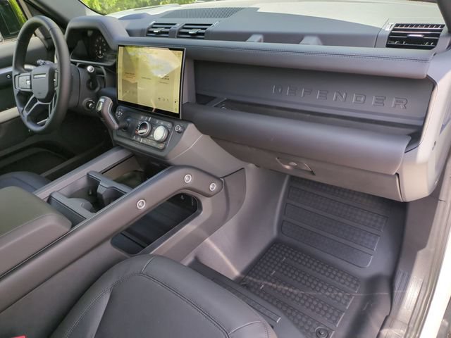 New 2026 Land Rover Defender 130 S AWD/4WD image 19