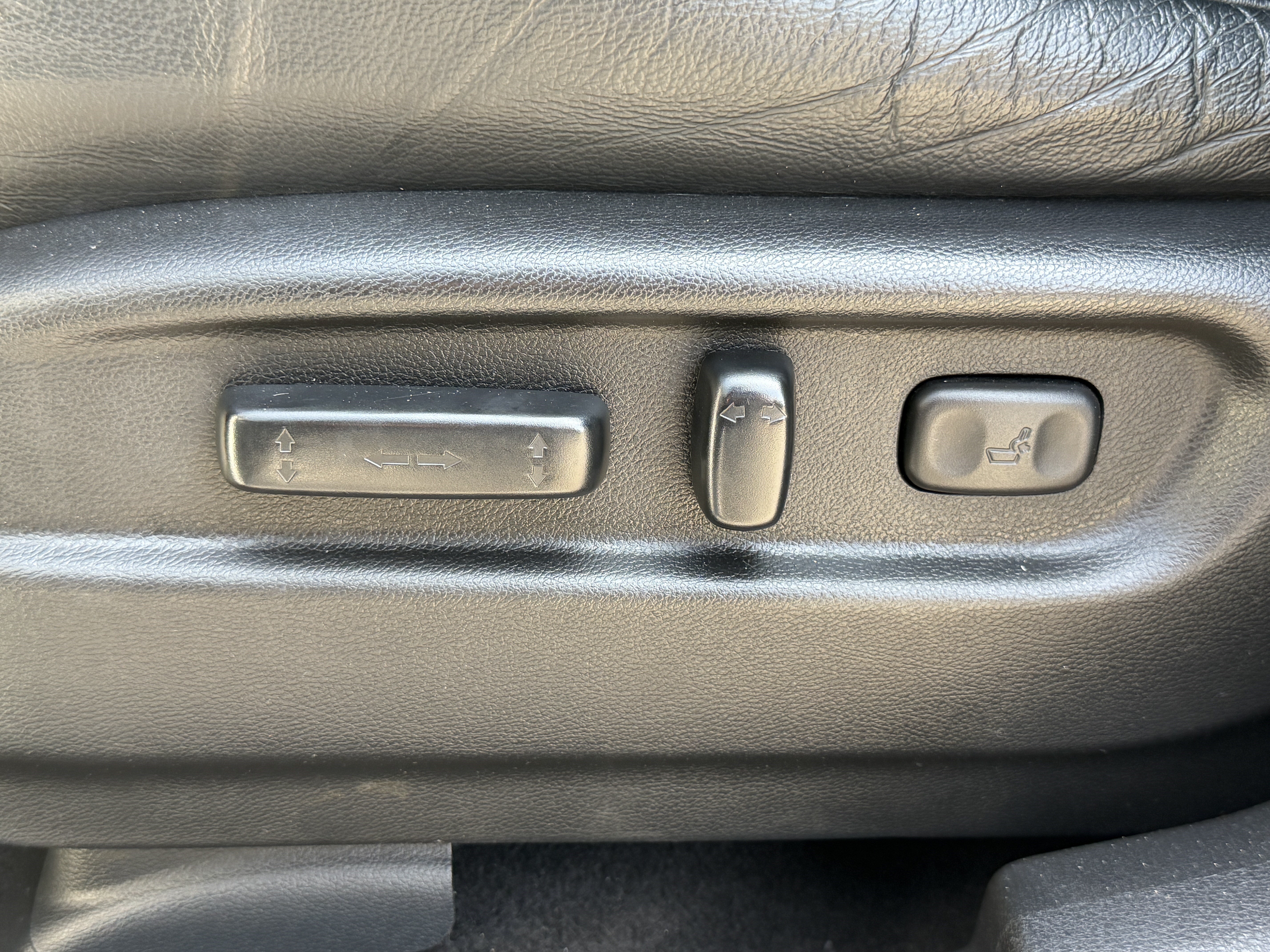 Used 2022 Honda Pilot Touring image 16