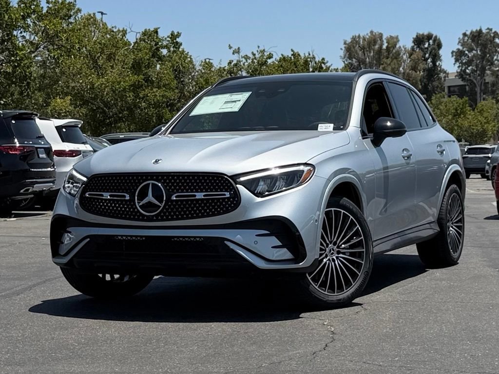 New 2026 Mercedes-Benz GLC 300 4MATIC image 2