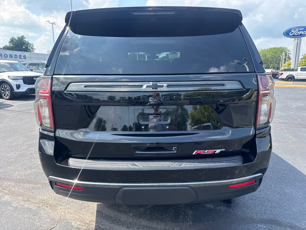 Used 2022 Chevrolet Tahoe RST w/ Luxury Package AWD/4WD image 9