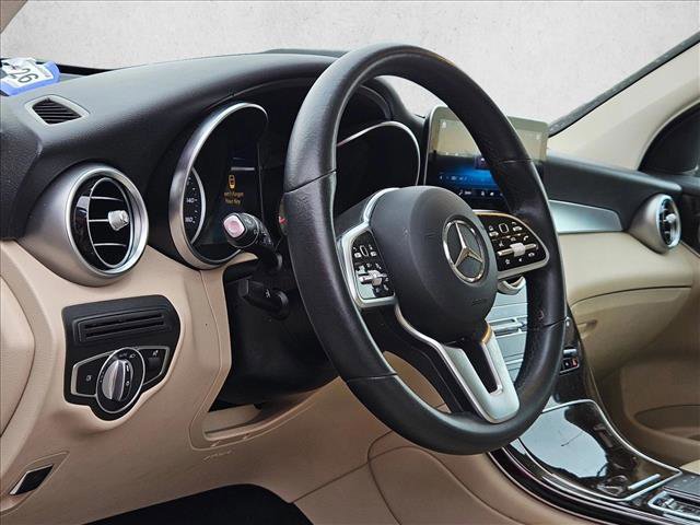 Used 2022 Mercedes-Benz GLC 300 GLC 300 image 9