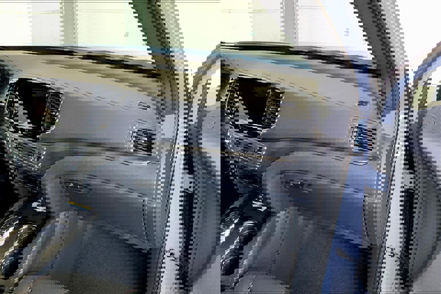 Used 2023 Honda Passport TrailSport image 19