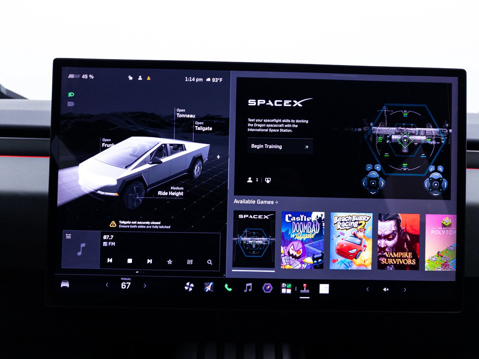 Used 2024 Tesla Cybertruck AWD Crew Cab image 7