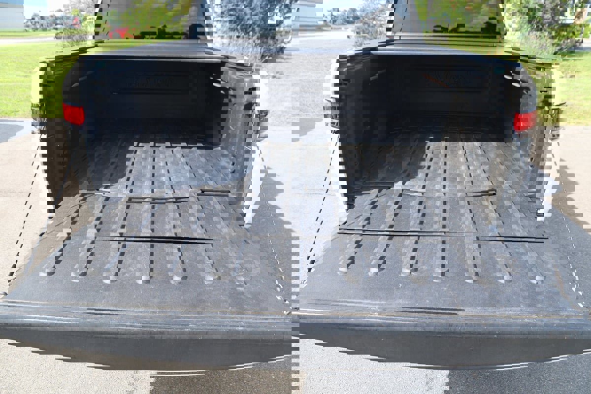 Used 2022 Rivian R1T Adventure image 72