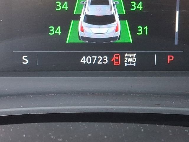 Used 2023 Cadillac XT5 Premium Luxury w/ LPO, Floor Liner Package image 21