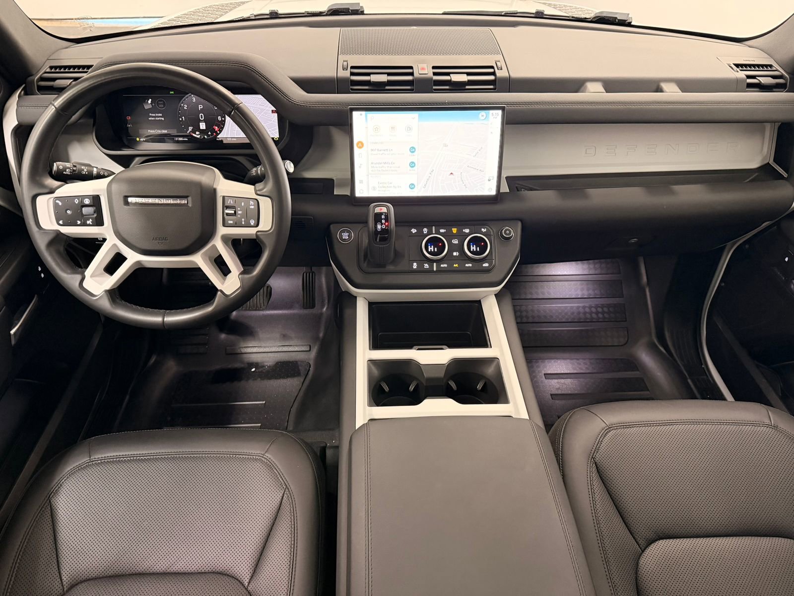 Used 2025 Land Rover Defender 110 S AWD/4WD image 17