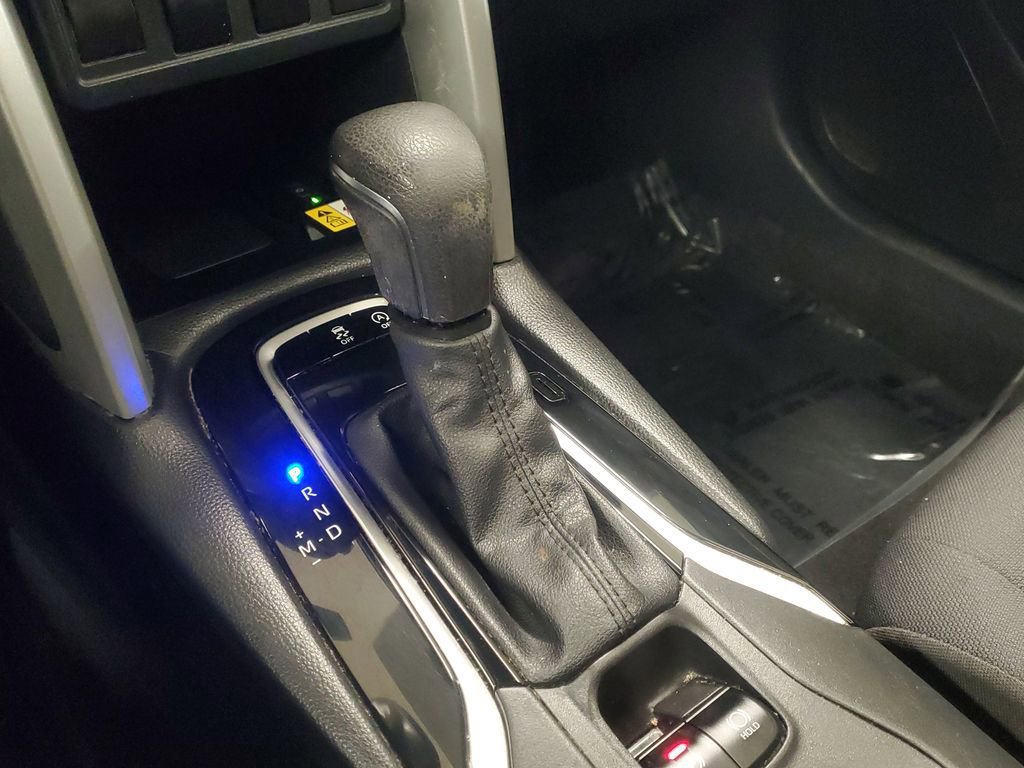 Used 2022 Toyota Corolla Cross LE w/ Moonroof Package image 29