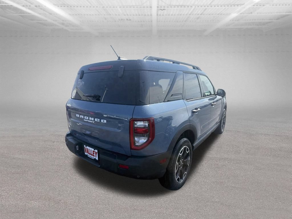 New 2026 Ford Bronco Sport Outer Banks w/ Outer Banks Tech Package+ AWD/4WD image 3