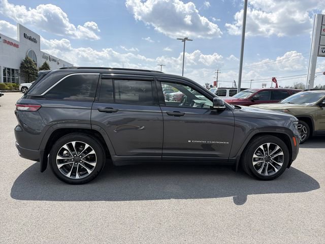 Used 2024 Jeep Grand Cherokee Overland w/ Trailer Tow Package AWD/4WD image 5