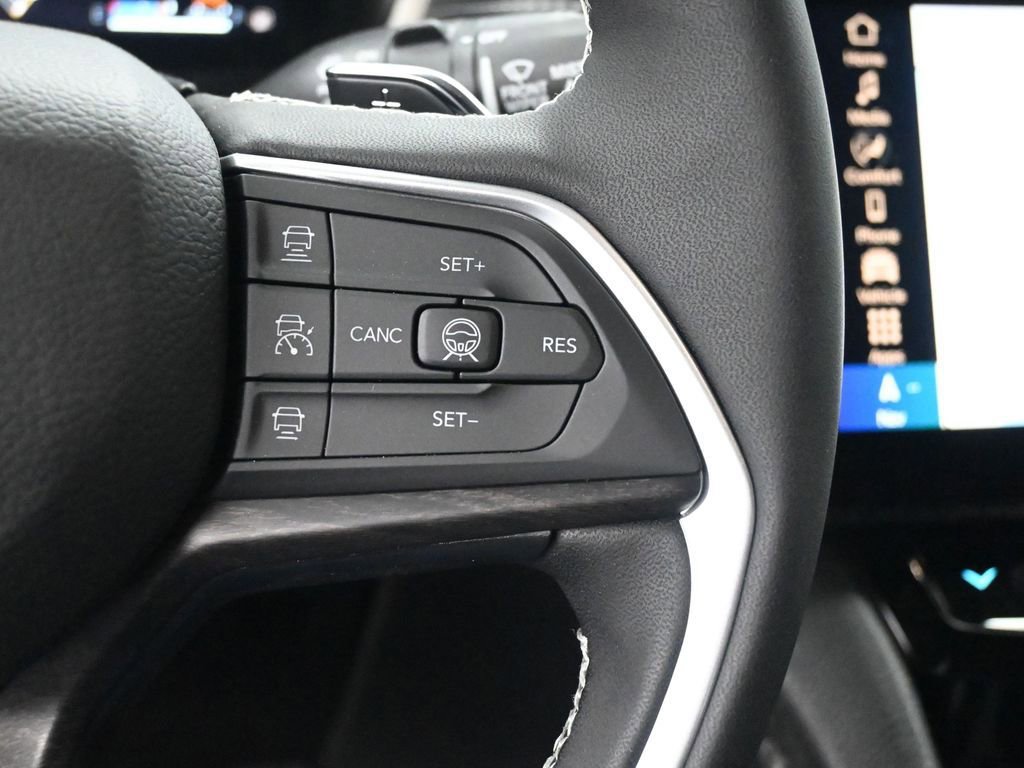 New 2026 Jeep Grand Cherokee Limited w/ Limited Altitude Package image 26