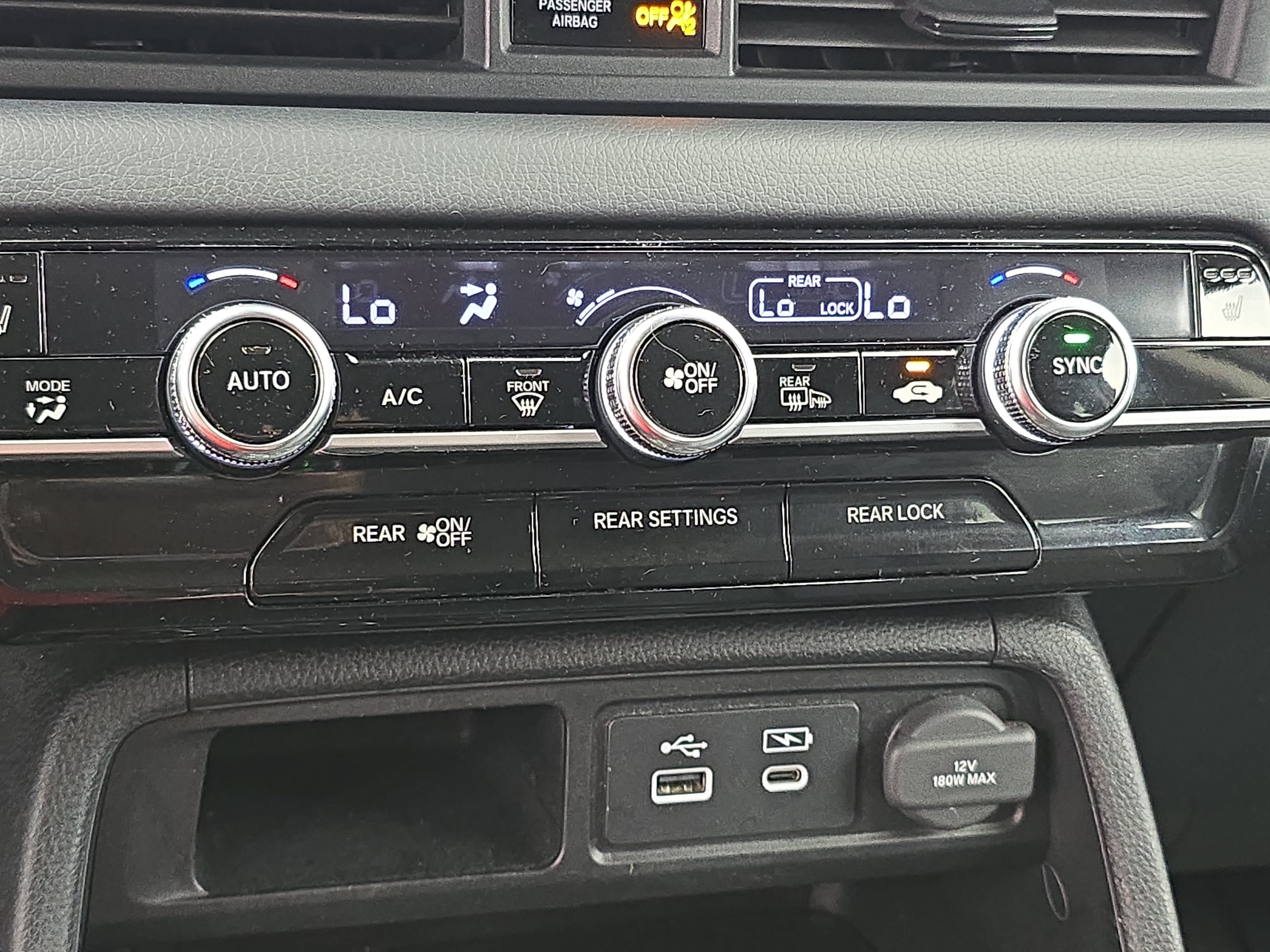 Certified 2024 Honda Pilot Touring image 25
