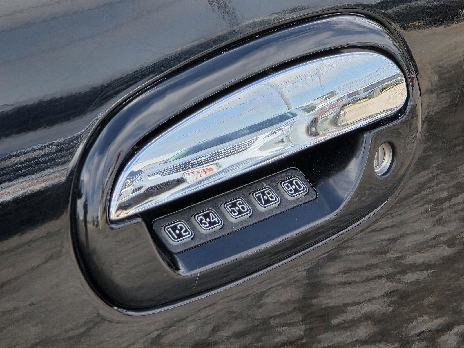 Used 2002 Lincoln Blackwood image 56