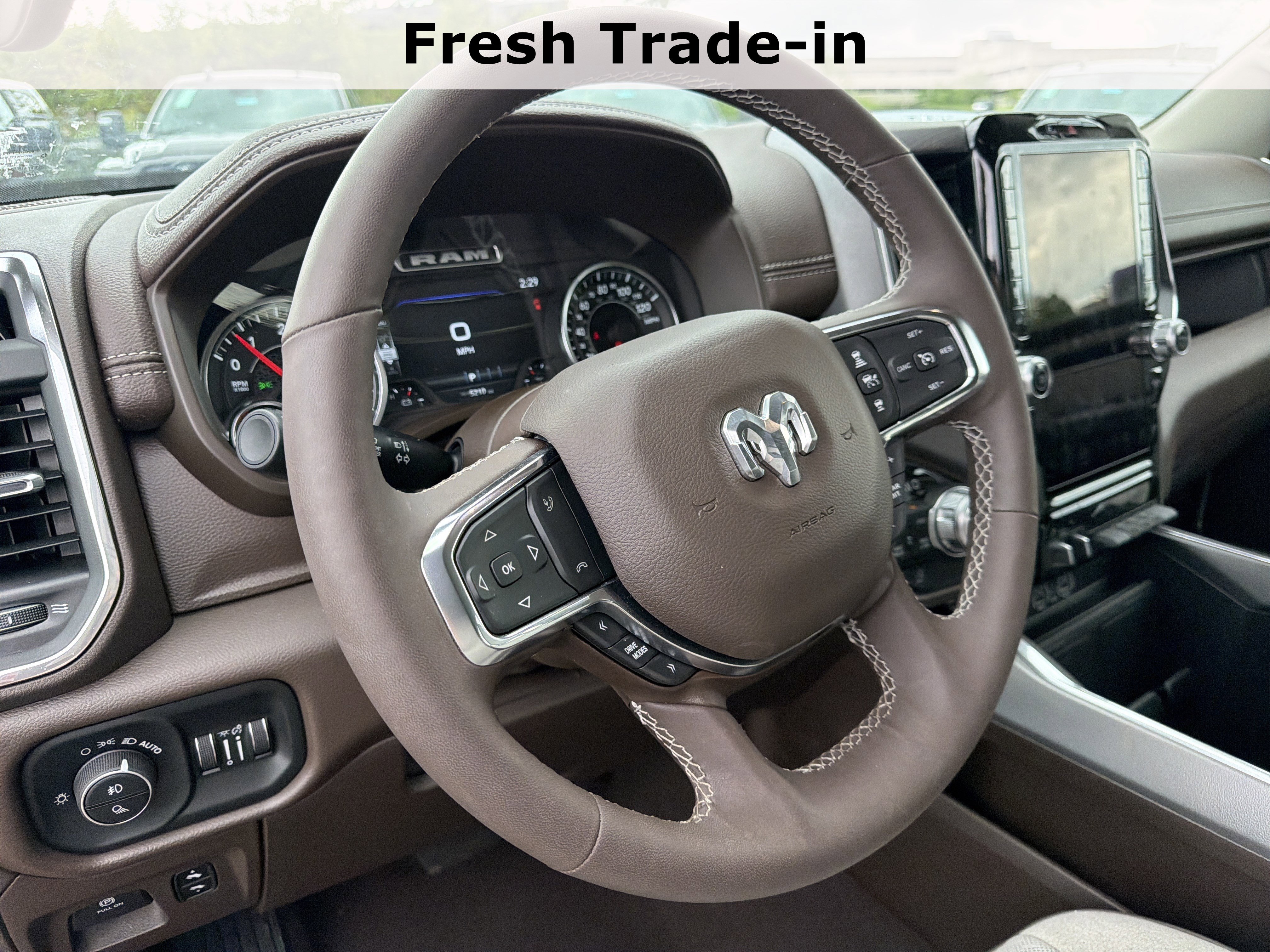 Used 2025 RAM 1500 Laramie AWD/4WD image 16